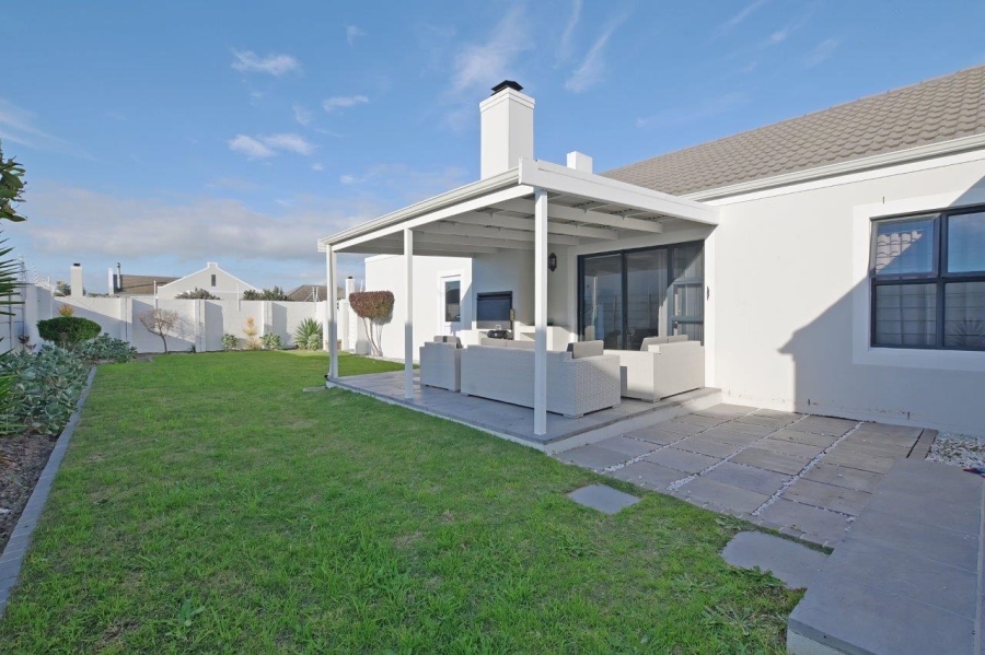 3 Bedroom Property for Sale in Sunningdale Western Cape